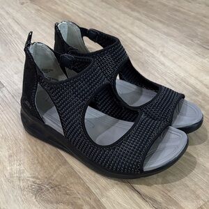 NEW Women’s JBU Margot Wide Width Sport Sandals